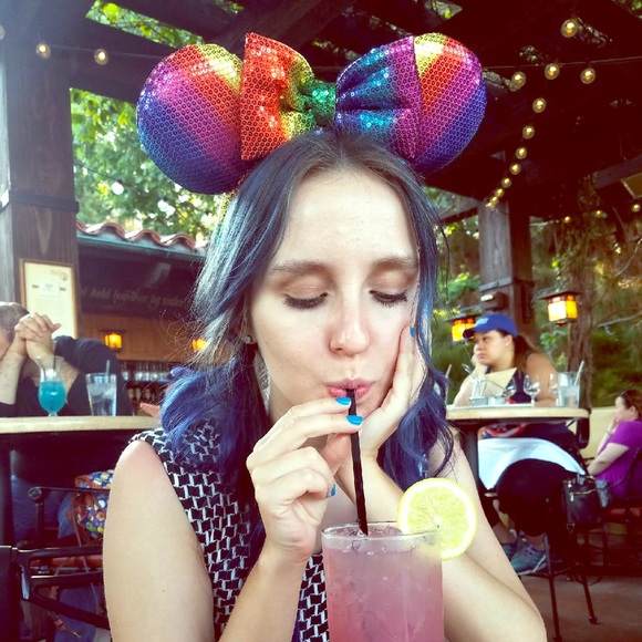 Meet your Posher, Lucy - Picture 1 of 1